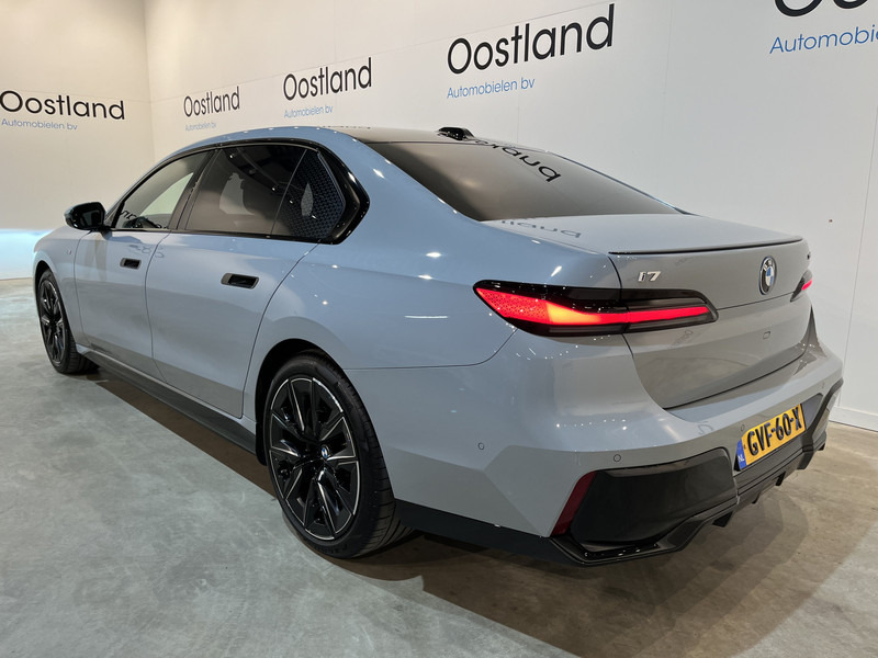 BMW i7 xDrive60 106 kWh / M Sportpakket / Panoramadak / Bowers & Wilkins / 11.600 KM !! - Sedan: picture 4 BMW i7 xDrive60 106 kWh / M Sportpakket / Panoramadak / Bowers & Wilkins / 11.600 KM !! - Sedan: picture 4
