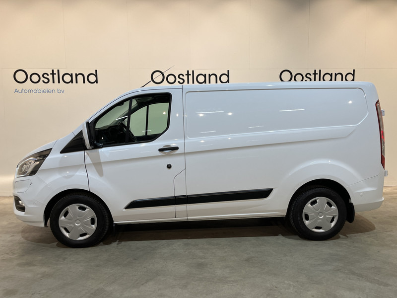 Ford Transit Custom 340 1.0 EcoBoost L1H1 PHEV Trend Automaat / Euro 6 / Servicebus / Sortimo Inrichting / Airco / Cruise Control / Camera / CarPlay / 3-Zits / 30.000 KM !! - Small van: picture 5 Ford Transit Custom 340 1.0 EcoBoost L1H1 PHEV Trend Automaat / Euro 6 / Servicebus / Sortimo Inrichting / Airco / Cruise Control / Camera / CarPlay / 3-Zits / 30.000 KM !! - Small van: picture 5