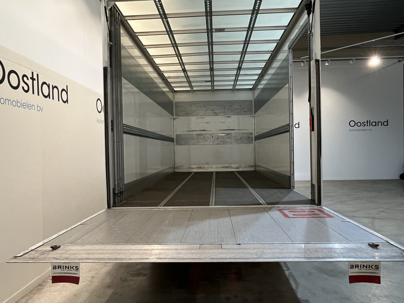 Iveco Daily 35S18 3.0 BE Clixtar Automaat Bakwagen met Laadklep / Laadvermogen 3.060 KG / Euro 6 / Luchtvering / Airco / Camera / CarPlay / Cruise Control / 91.000 KM !! - Box van: picture 5 Iveco Daily 35S18 3.0 BE Clixtar Automaat Bakwagen met Laadklep / Laadvermogen 3.060 KG / Euro 6 / Luchtvering / Airco / Camera / CarPlay / Cruise Control / 91.000 KM !! - Box van: picture 5