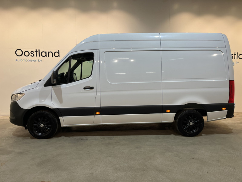 Mercedes-Benz Sprinter 317 CDI L2H2 RWD / Euro 6 / Servicebus / Bott inrichting / 220V / MBUX / Airco / Cruise / CarPlay / Camera / Trekhaak / BPM VRIJ !! - Panel van: picture 5 Mercedes-Benz Sprinter 317 CDI L2H2 RWD / Euro 6 / Servicebus / Bott inrichting / 220V / MBUX / Airco / Cruise / CarPlay / Camera / Trekhaak / BPM VRIJ !! - Panel van: picture 5