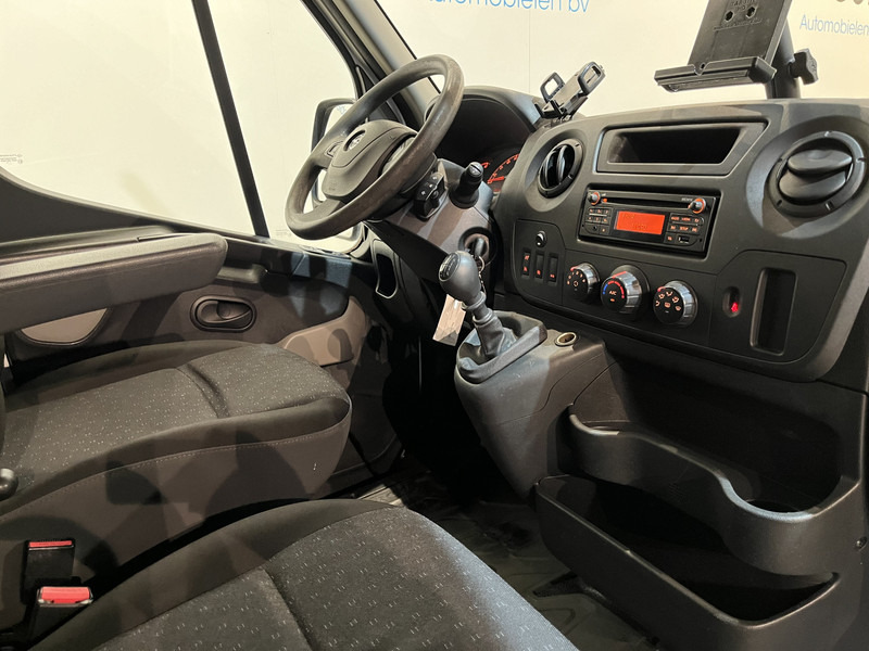 Opel Movano 2.3 CDTI BiTurbo L2H2 146 PK Servicebus / Inrichting / Euro 6 / Ladderlift / Airco / Cruise Control / Trekhaak / PDC / 3-Zits - Panel van: picture 3 Opel Movano 2.3 CDTI BiTurbo L2H2 146 PK Servicebus / Inrichting / Euro 6 / Ladderlift / Airco / Cruise Control / Trekhaak / PDC / 3-Zits - Panel van: picture 3