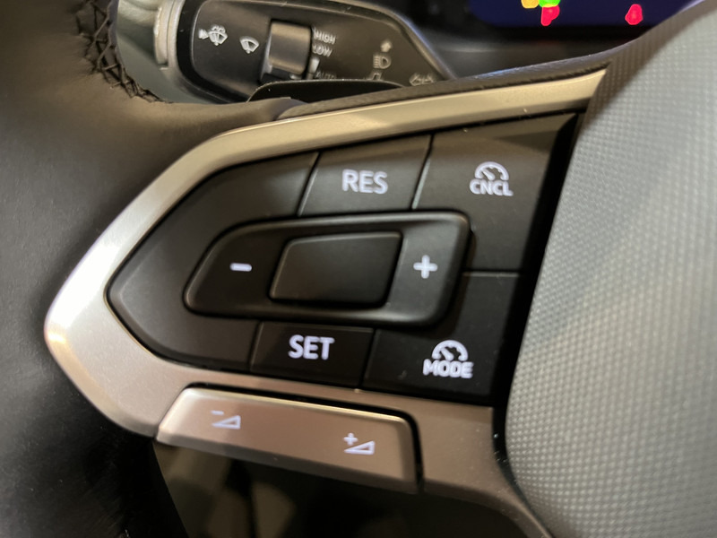 Panel van Volkswagen Crafter 2.0 TDI L3H2 140 PK Automaat / Euro 6 / Airco / Cruise Control / PDC / CarPlay / 3-Zits / NIEUWSTE MODEL / 1.400 KM !!: picture 9