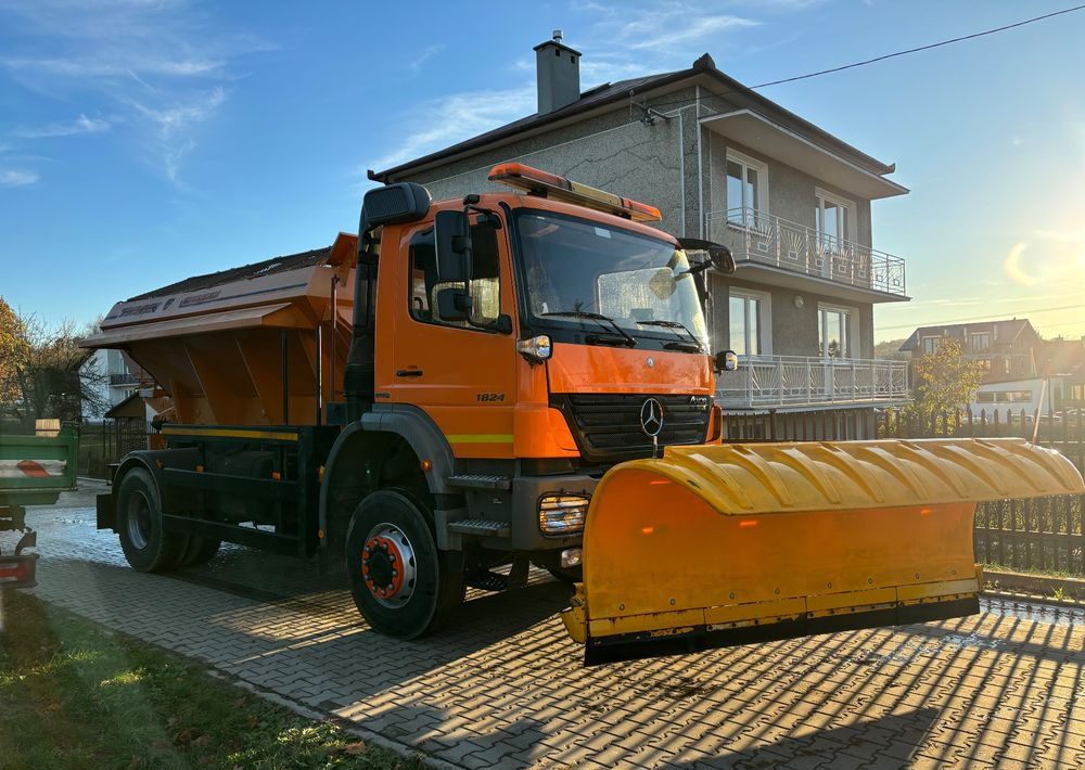 Mercedes-Benz Axor 1824 4x4 piaskarka solarka econ pług 2011 e5 - Snow removal vehicle: picture 1 Mercedes-Benz Axor 1824 4x4 piaskarka solarka econ pług 2011 e5 - Snow removal vehicle: picture 1