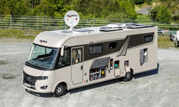 Frankia PLATIN 8400 GD 2.0 EURO VI - Integrated motorhome: picture 1 Frankia PLATIN 8400 GD 2.0 EURO VI - Integrated motorhome: picture 1