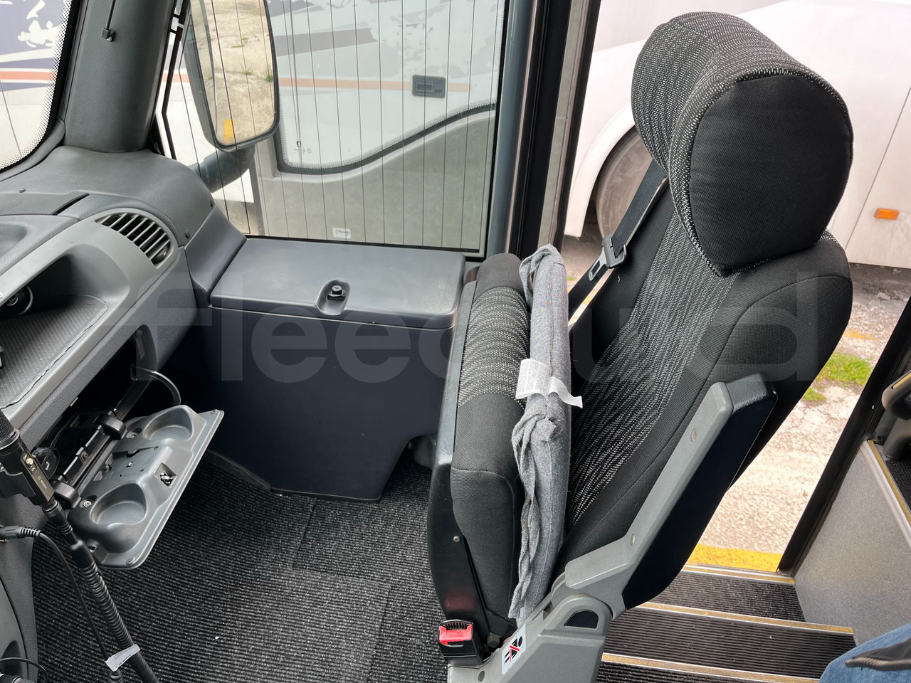 Coach Mercedes-Benz Sprinter: picture 12