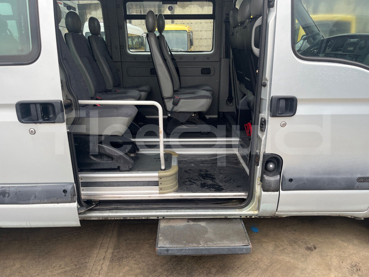 Lease a  Nissan Interstar Nissan Interstar: picture 7