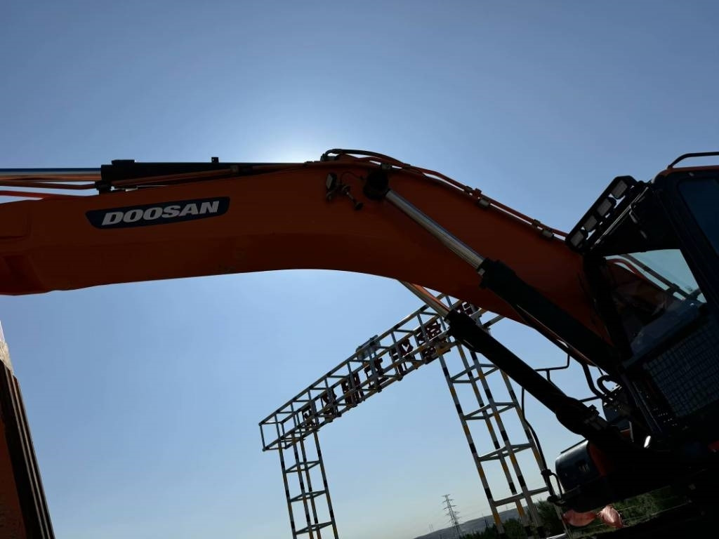 Doosan 520LC-9C - Crawler excavator: picture 4 Doosan 520LC-9C - Crawler excavator: picture 4