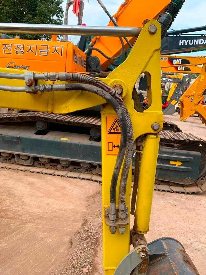 Lease a Yanmar SV 17 Yanmar SV 17: picture 6 Lease a Yanmar SV 17 Yanmar SV 17: picture 6