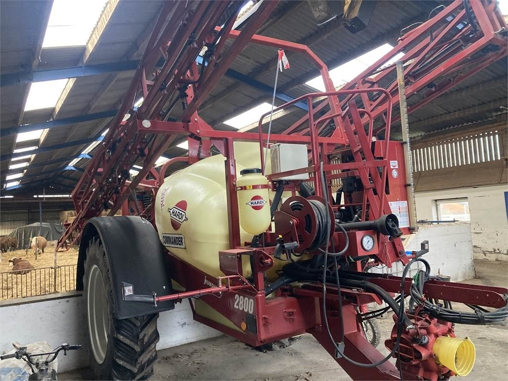 Hardi 2800 COMMANDER PLUS - Trailed sprayer: picture 3 Hardi 2800 COMMANDER PLUS - Trailed sprayer: picture 3