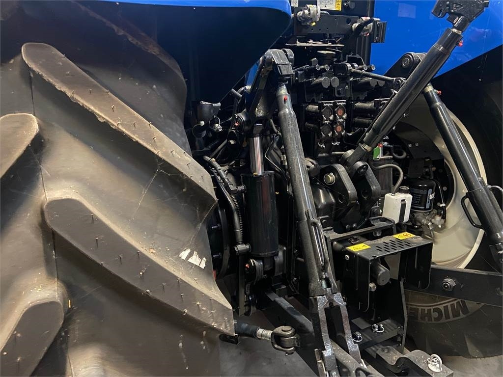 New Holland T7.215S STAGE V - Farm tractor: picture 3 New Holland T7.215S STAGE V - Farm tractor: picture 3