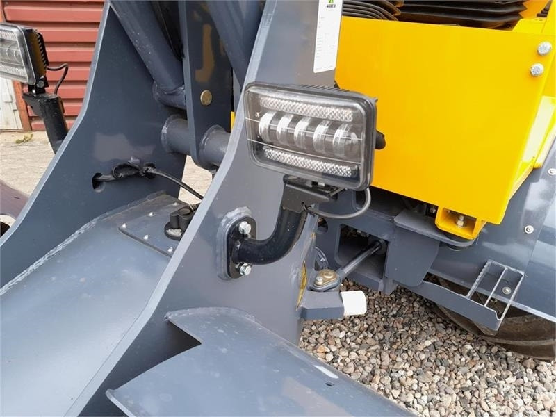 Compact loader Eurotrac W12 F XL: picture 16 Compact loader Eurotrac W12 F XL: picture 16