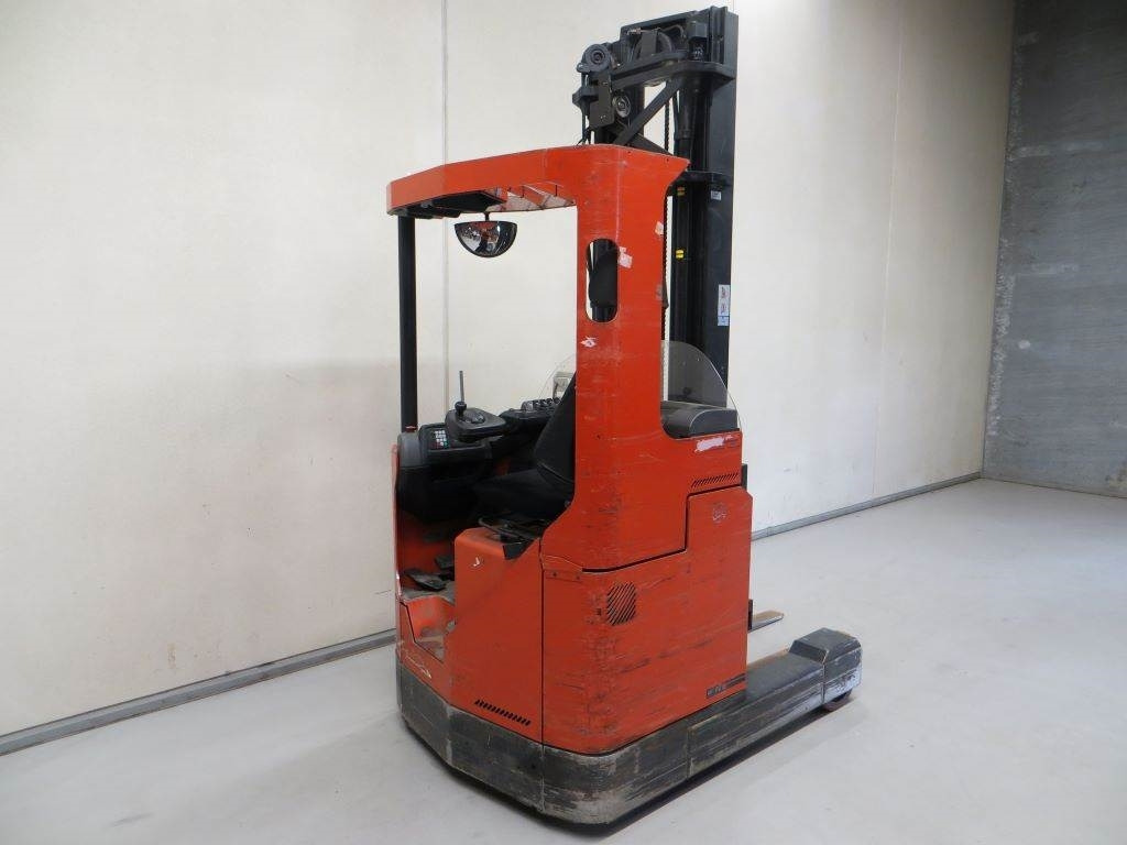 BT RR E2 - Reach truck: picture 4 BT RR E2 - Reach truck: picture 4