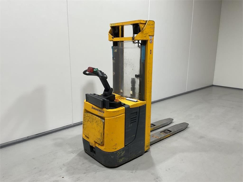 Jungheinrich ERC 214  - Stacker: picture 2 Jungheinrich ERC 214  - Stacker: picture 2