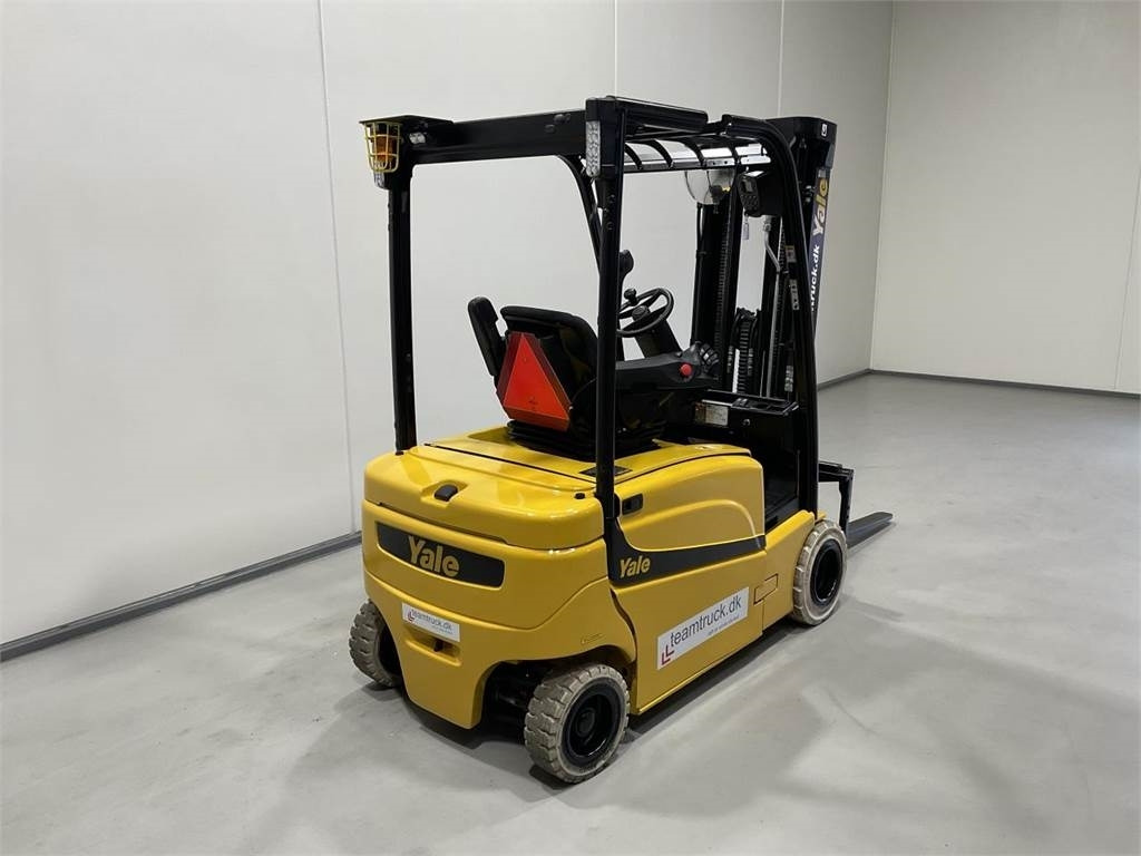 Yale ERP18VF - Electric forklift: picture 2 Yale ERP18VF - Electric forklift: picture 2