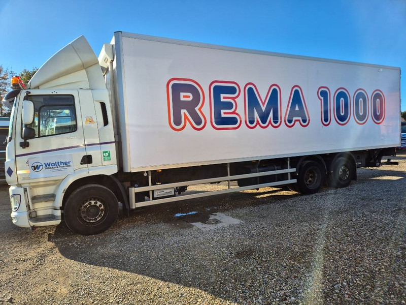 DAF CF 330 // 2 compartments /Cool/freeze - Refrigerator truck: picture 3 DAF CF 330 // 2 compartments /Cool/freeze - Refrigerator truck: picture 3