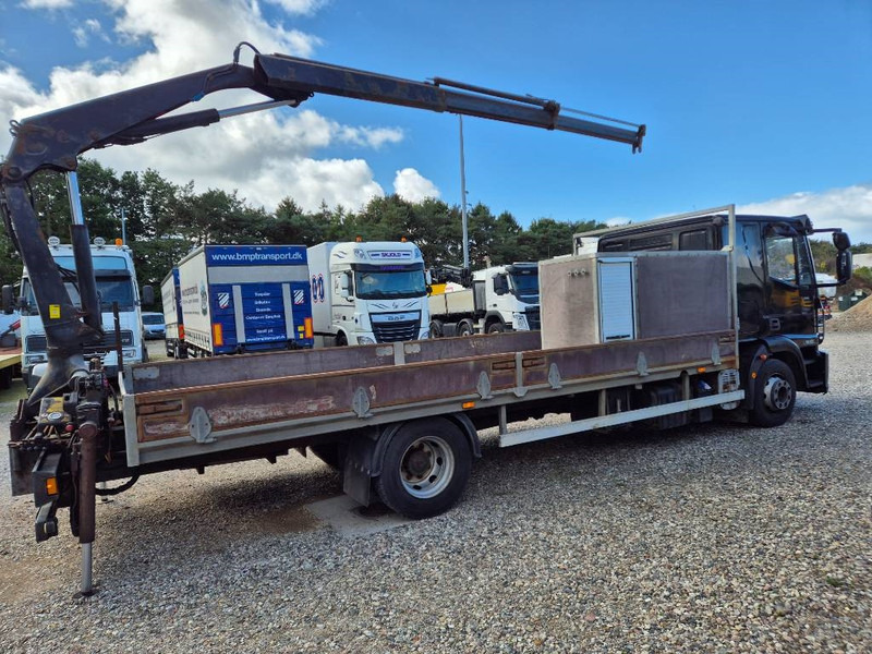 Iveco Eurocargo 120 E22 // Fassi F80A22 // - Crane truck: picture 4 Iveco Eurocargo 120 E22 // Fassi F80A22 // - Crane truck: picture 4