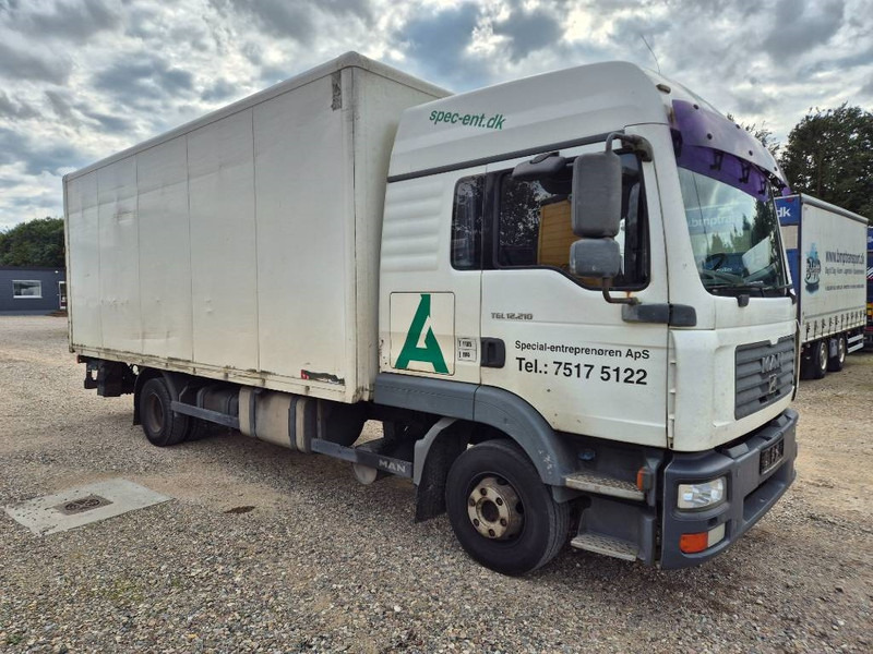 MAN TGL 10 / 12.180 4x2 with lift /ramp - Box truck: picture 5 MAN TGL 10 / 12.180 4x2 with lift /ramp - Box truck: picture 5