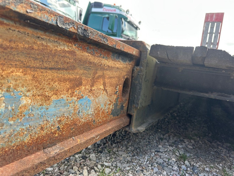 Nooteboom Machine trailer W/ extendable bed & Hyd Ramps - Low loader semi-trailer: picture 5 Nooteboom Machine trailer W/ extendable bed & Hyd Ramps - Low loader semi-trailer: picture 5