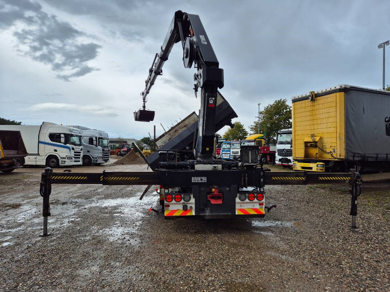 Volvo FM 460 8x4/4 //HIAB 211 EP-4 // 3 sidetip - Crane truck: picture 4 Volvo FM 460 8x4/4 //HIAB 211 EP-4 // 3 sidetip - Crane truck: picture 4