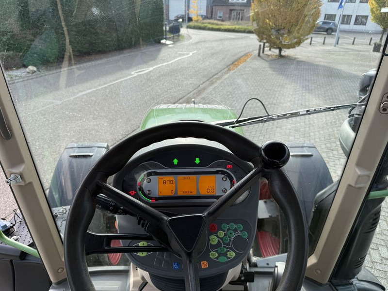 Farm tractor Fendt 513 Vario Power: picture 6