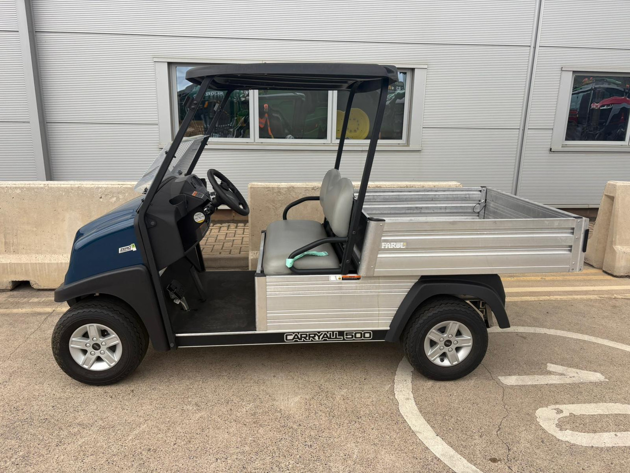 Clubcar Carryall 500 - Side-by-side/ ATV: picture 1 Clubcar Carryall 500 - Side-by-side/ ATV: picture 1