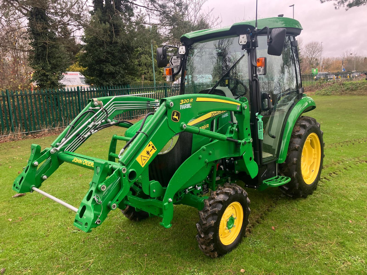 John Deere 3039R compact tractor - Compact tractor: picture 1 John Deere 3039R compact tractor - Compact tractor: picture 1