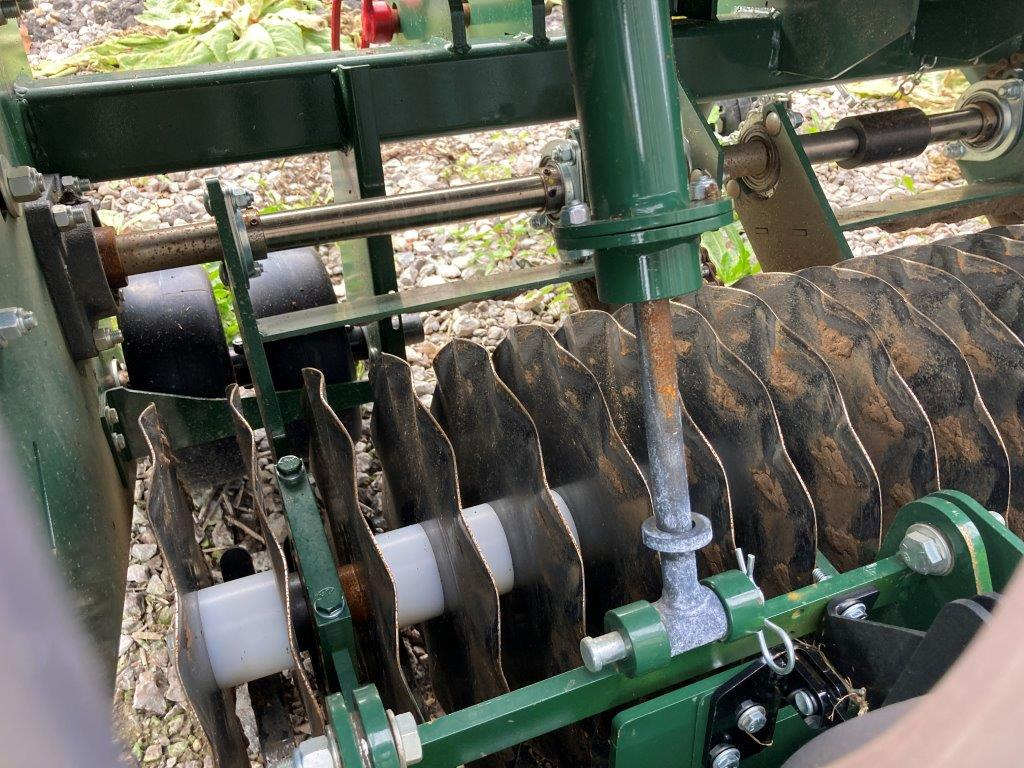 Turfco TriWave™ 60 Overseeder - Sowing equipment: picture 5 Turfco TriWave™ 60 Overseeder - Sowing equipment: picture 5