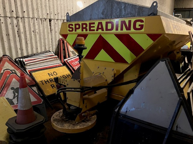 Vale TS3000 Trailed Salt Spreader - Fertilizer spreader: picture 2 Vale TS3000 Trailed Salt Spreader - Fertilizer spreader: picture 2