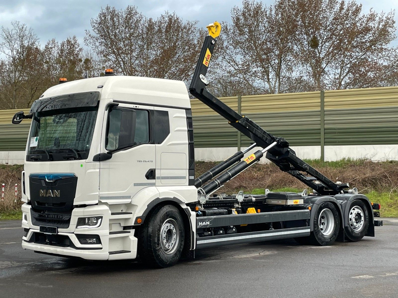 MAN TGS 26.480 6x2 Retarder Hyva 20-60 Abrollkipper - Hook lift truck: picture 1 MAN TGS 26.480 6x2 Retarder Hyva 20-60 Abrollkipper - Hook lift truck: picture 1
