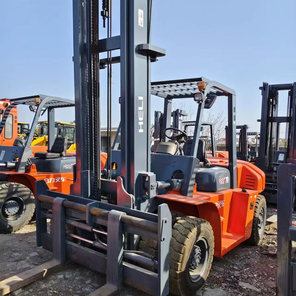 Used Heli 7-Ton Forklift with 4.5m Mast Height - Forklift: picture 1 Used Heli 7-Ton Forklift with 4.5m Mast Height - Forklift: picture 1