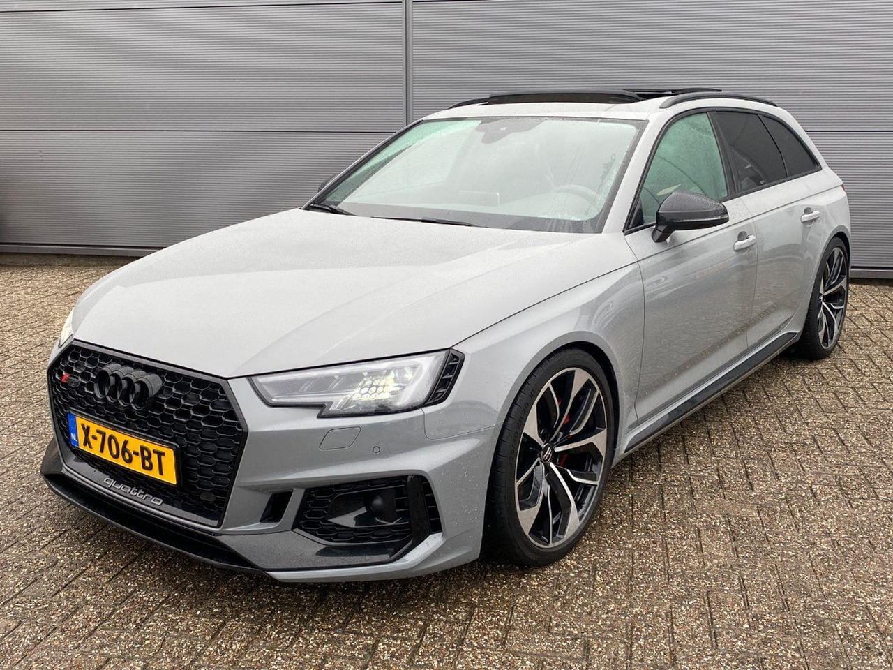 Audi A4 RS 4 Avant 2.9 TFSI quattro | 2018 | 96.192 km | Automaat | X706BT | NAP: Geen oordeel - Car: picture 1 Audi A4 RS 4 Avant 2.9 TFSI quattro | 2018 | 96.192 km | Automaat | X706BT | NAP: Geen oordeel - Car: picture 1