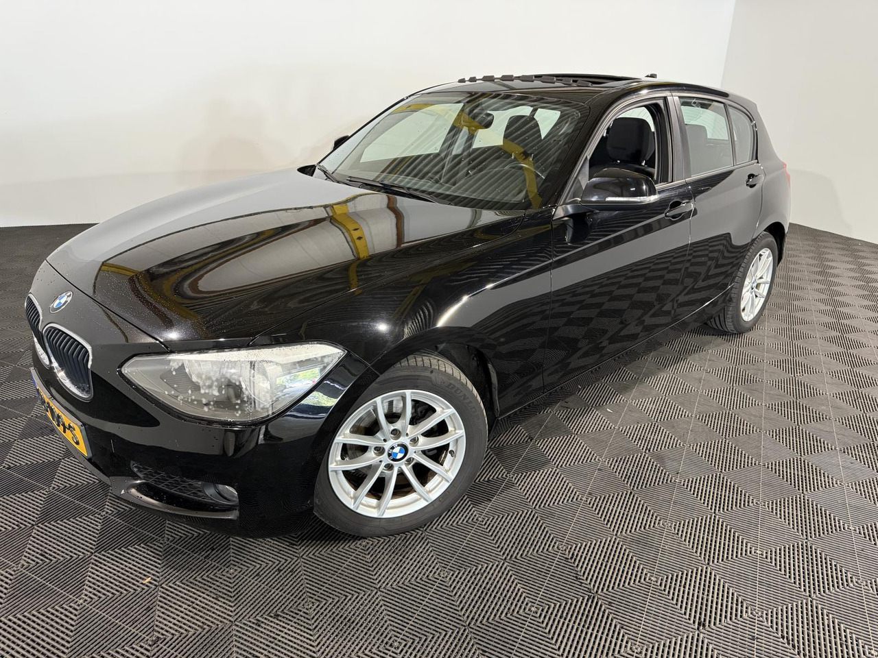 BMW | 1-serie | 116i Business | 2013 | 161.924 km | GB109S | Geen oordeel - Hatchback: picture 1 BMW | 1-serie | 116i Business | 2013 | 161.924 km | GB109S | Geen oordeel - Hatchback: picture 1