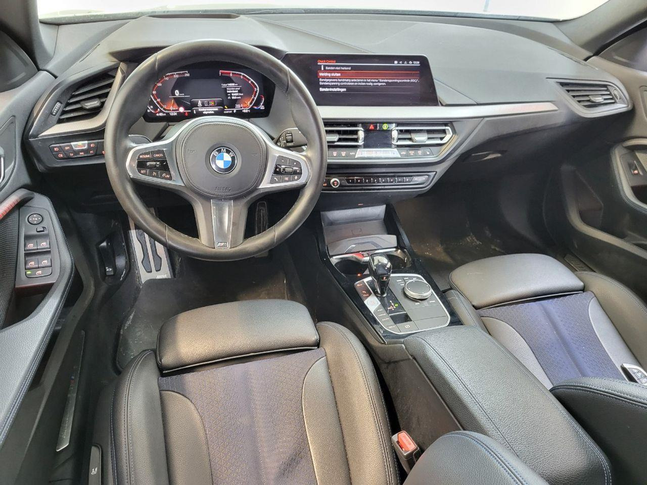 BMW 2 - serie Gran Coupé 218i High Executive | 2020 | 148.096 km | Automaat | T457HN | NAP: Geen oordeel - Sedan: picture 5 BMW 2 - serie Gran Coupé 218i High Executive | 2020 | 148.096 km | Automaat | T457HN | NAP: Geen oordeel - Sedan: picture 5