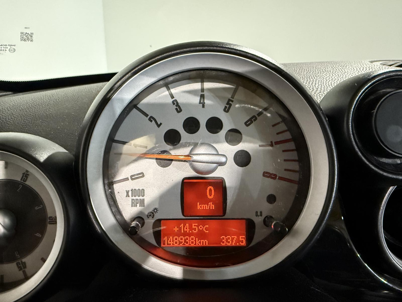 Mini | Mini Cabrio | 1.6 Cooper Chili | 2010 | 148.938 km | 92LHF2 | Logisch - Car: picture 4 Mini | Mini Cabrio | 1.6 Cooper Chili | 2010 | 148.938 km | 92LHF2 | Logisch - Car: picture 4