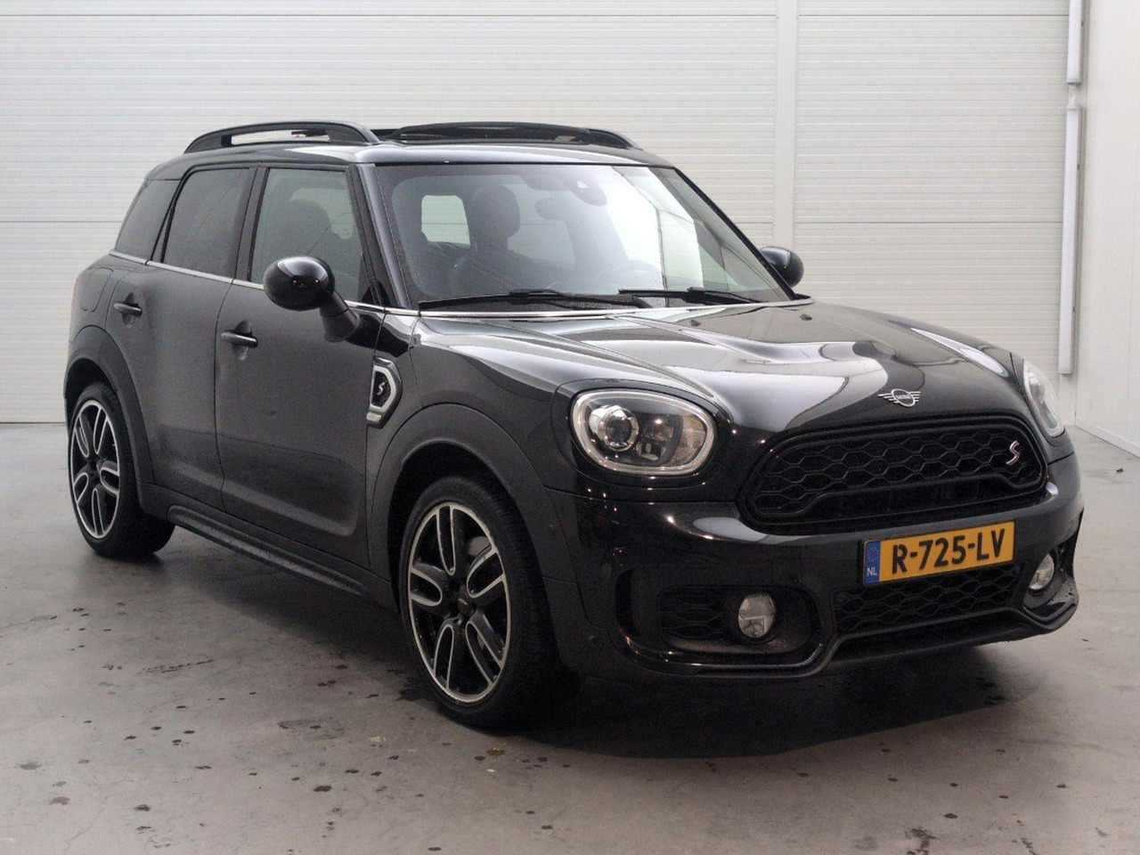 Mini Mini Countryman 2.0 Cooper S ALL4 Chili | 2019 | 109.779 km | Automaat | R725LV | NAP: Geen oordeel - SUV: picture 2 Mini Mini Countryman 2.0 Cooper S ALL4 Chili | 2019 | 109.779 km | Automaat | R725LV | NAP: Geen oordeel - SUV: picture 2