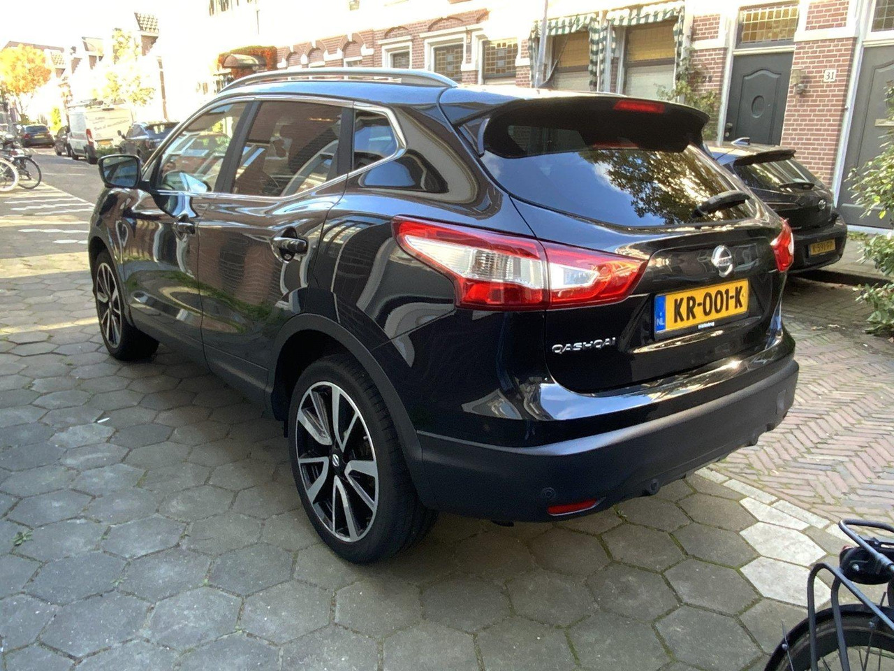 Nissan | Qashqai | 1.2 Tekna | 2016 | 193.328 km | Automaat | KR001K | Logisch - SUV: picture 4 Nissan | Qashqai | 1.2 Tekna | 2016 | 193.328 km | Automaat | KR001K | Logisch - SUV: picture 4
