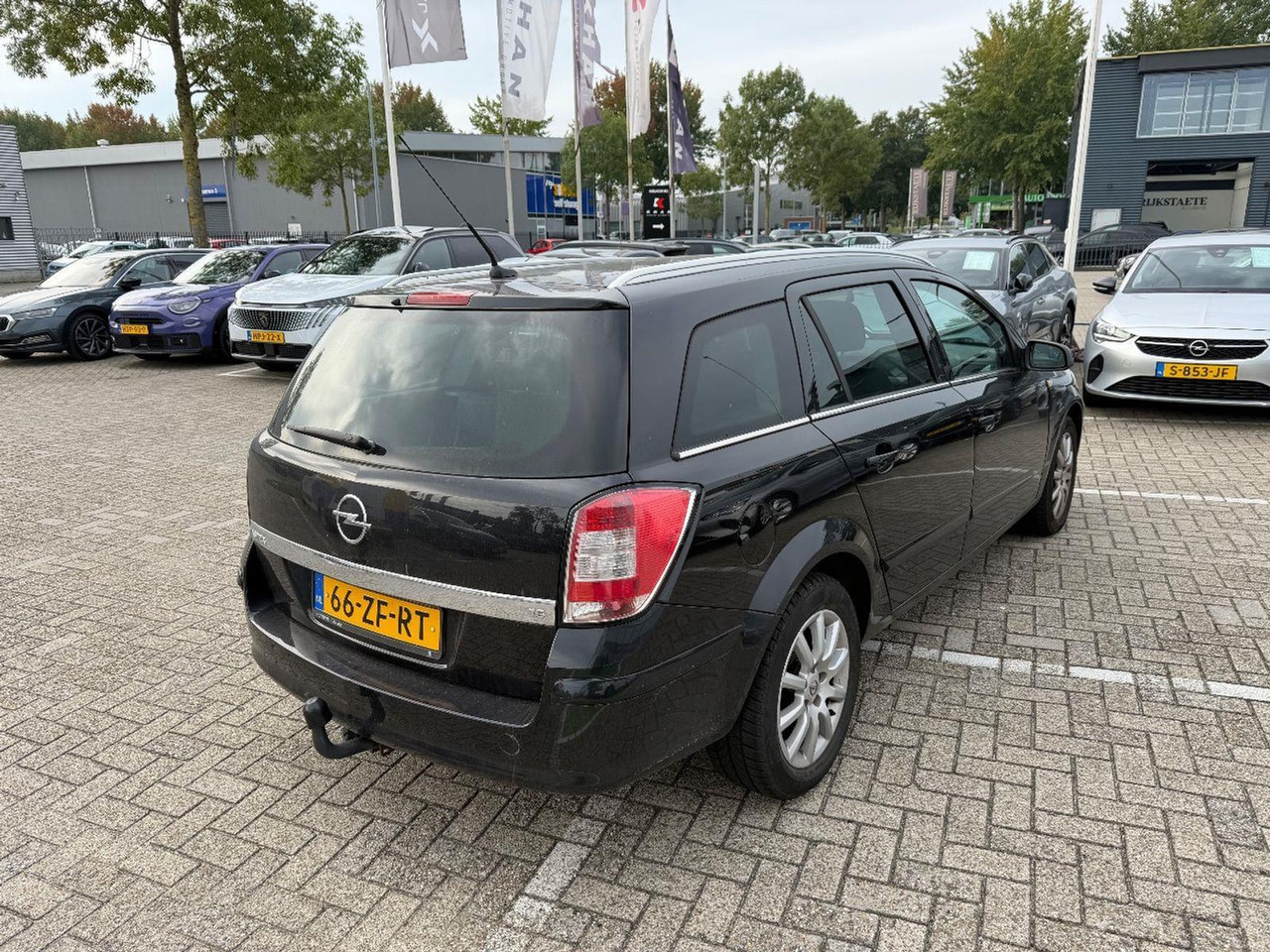 Opel Astra Wagon 1.6 Executive | 2008 | 202.165 km | 66ZFRT | NAP: Logisch - Car: picture 4 Opel Astra Wagon 1.6 Executive | 2008 | 202.165 km | 66ZFRT | NAP: Logisch - Car: picture 4