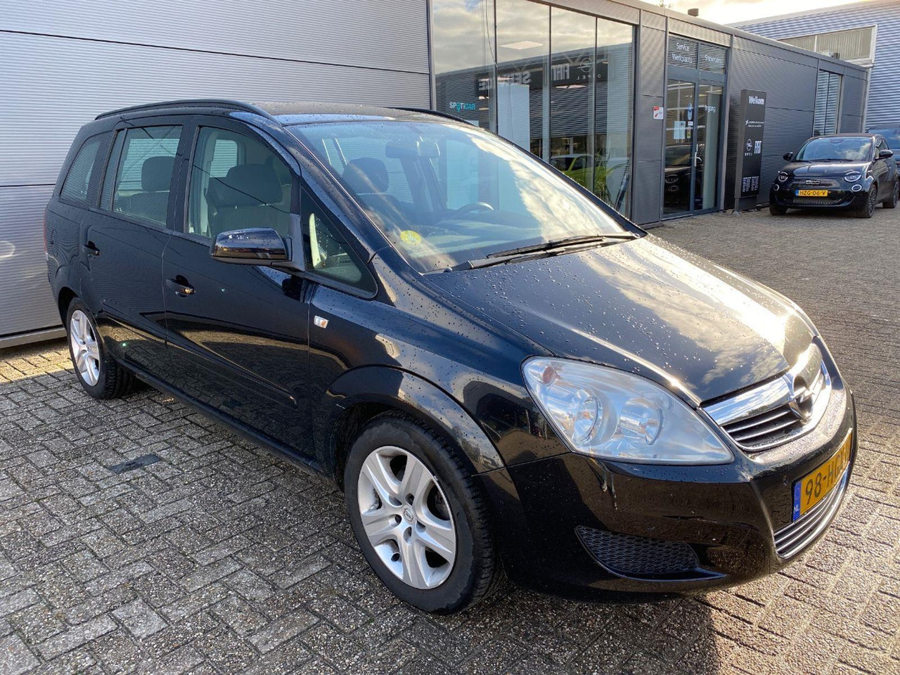 Opel Zafira 1.6 Business | 2008 | 171.131 km | 98HGX8 | NAP: Logisch - Car: picture 2 Opel Zafira 1.6 Business | 2008 | 171.131 km | 98HGX8 | NAP: Logisch - Car: picture 2