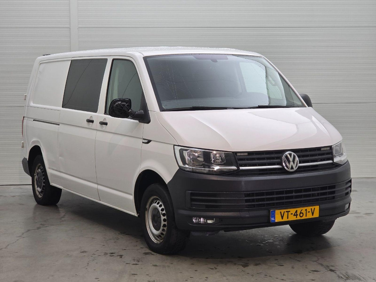 Volkswagen Transporter 2.0 TDI L2H1 DC Comfortline | 2016 | 300.067 km | VT461V | NAP: Logisch - Other machinery: picture 2 Volkswagen Transporter 2.0 TDI L2H1 DC Comfortline | 2016 | 300.067 km | VT461V | NAP: Logisch - Other machinery: picture 2