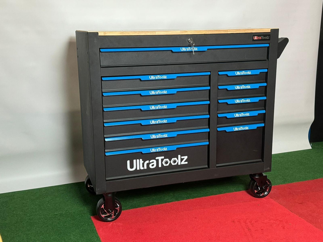 UltraToolz Jumbo gereedschapswagen - Workshop equipment: picture 1 UltraToolz Jumbo gereedschapswagen - Workshop equipment: picture 1