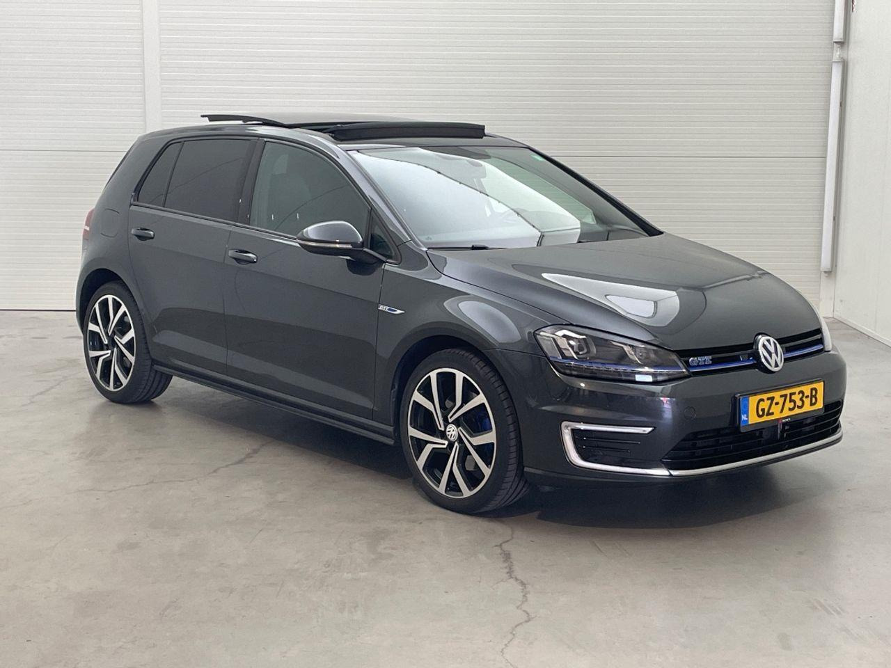 Volkswagen Golf 1.4 TSI GTE | 2015 | 197.617 km | GZ753B | NAP: Logisch - Car: picture 2 Volkswagen Golf 1.4 TSI GTE | 2015 | 197.617 km | GZ753B | NAP: Logisch - Car: picture 2