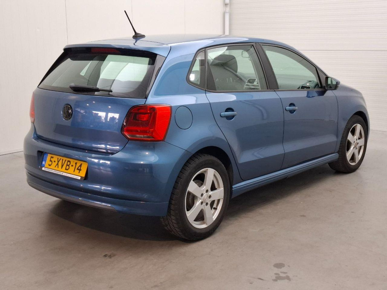 Volkswagen Polo 1.4 TDI BlueMotion | 2014 | 287.782 km | 5XVB14 | NAP: Logisch - Car: picture 4 Volkswagen Polo 1.4 TDI BlueMotion | 2014 | 287.782 km | 5XVB14 | NAP: Logisch - Car: picture 4