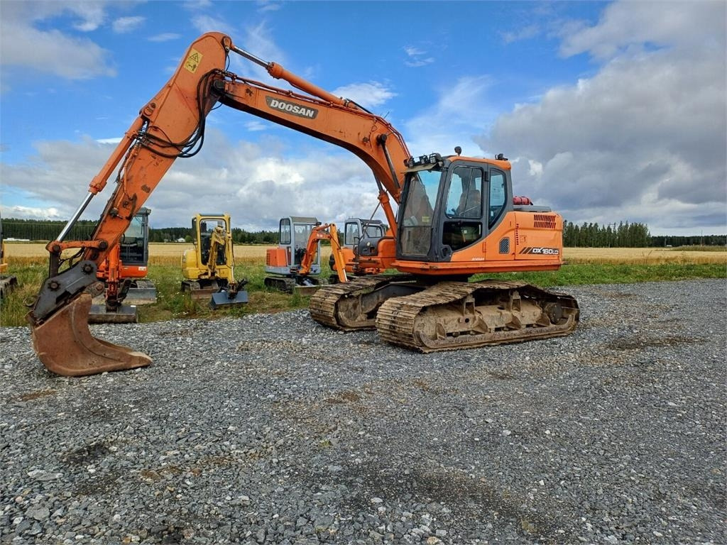 Doosan DX160LC Metsä alustalla  - Crawler excavator: picture 1 Doosan DX160LC Metsä alustalla  - Crawler excavator: picture 1