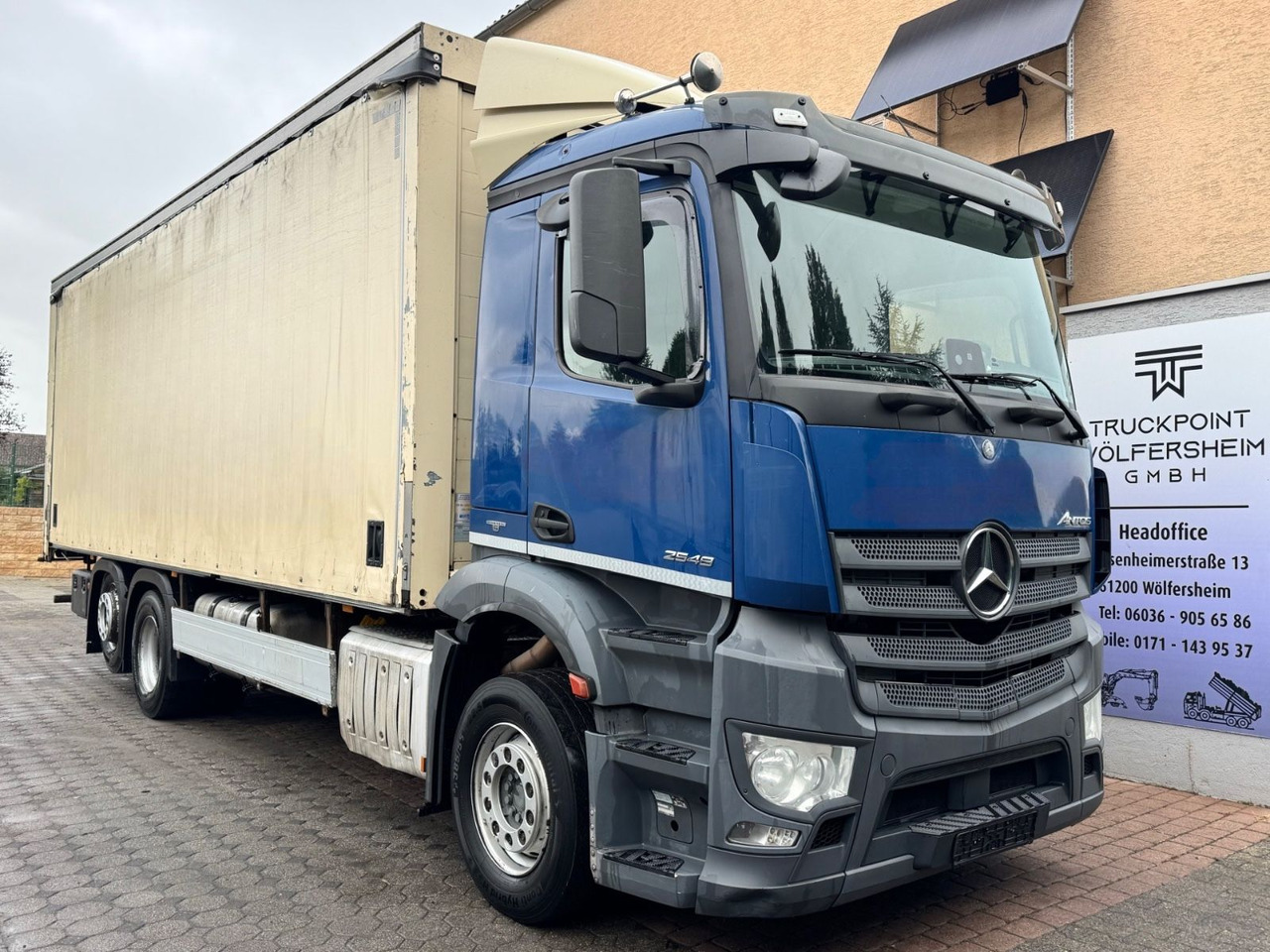 Mercedes-Benz 2548/Lenk-Lift/Retarder/Top-Zustand - Curtainsider truck: picture 1 Mercedes-Benz 2548/Lenk-Lift/Retarder/Top-Zustand - Curtainsider truck: picture 1