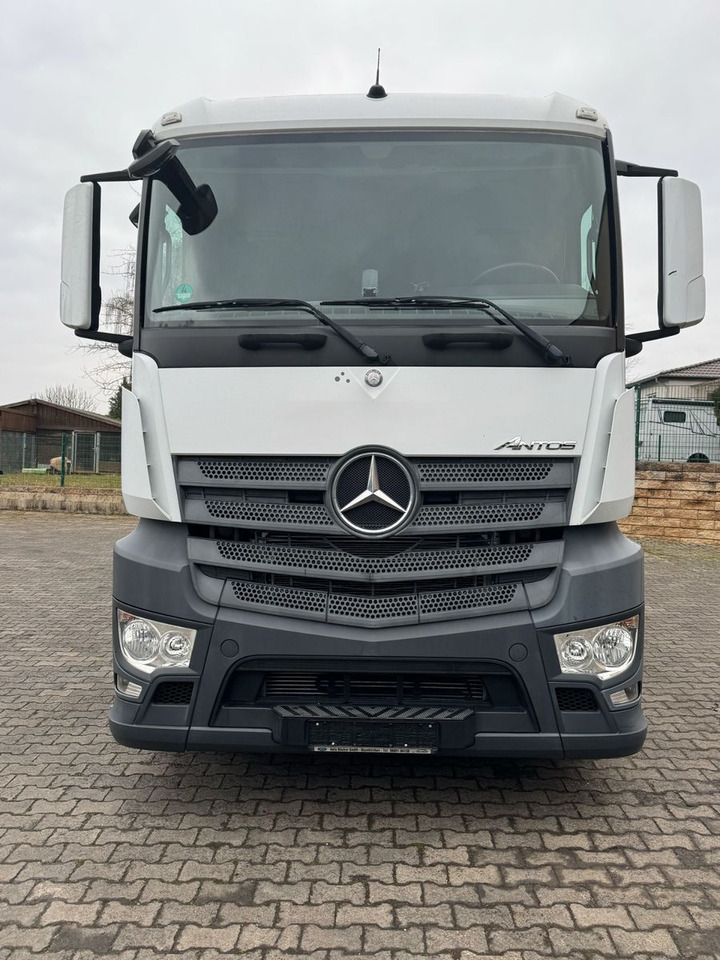 Mercedes-Benz Antos 1836L/4x2/2t.LBW/2xAHK/aus.1Hand/16.Pal. - Beverage truck: picture 2 Mercedes-Benz Antos 1836L/4x2/2t.LBW/2xAHK/aus.1Hand/16.Pal. - Beverage truck: picture 2
