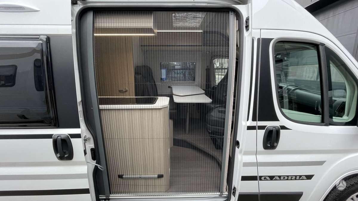 ADRIA Twin 600 SP Family - Camper van: picture 2 ADRIA Twin 600 SP Family - Camper van: picture 2