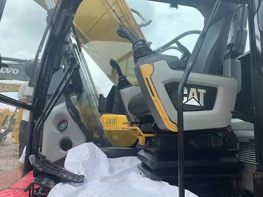 CATERPILLAR 320GC - Crawler excavator: picture 5 CATERPILLAR 320GC - Crawler excavator: picture 5