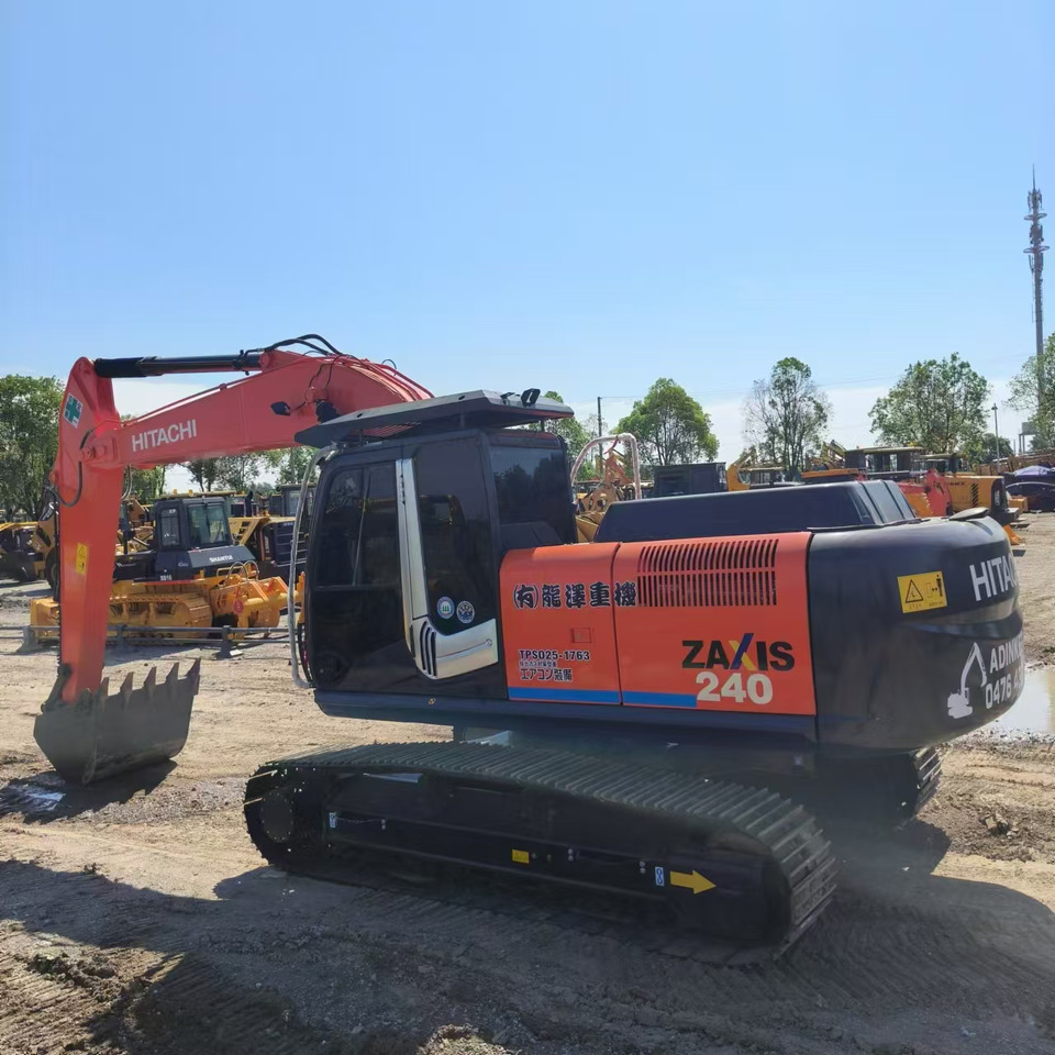 HITACHI ZX240 - Crawler excavator: picture 4 HITACHI ZX240 - Crawler excavator: picture 4