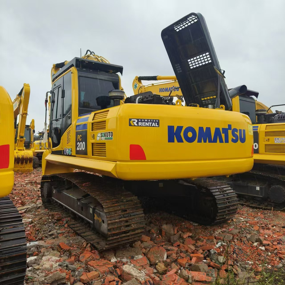 Crawler excavator KOMATSU PC200: picture 8