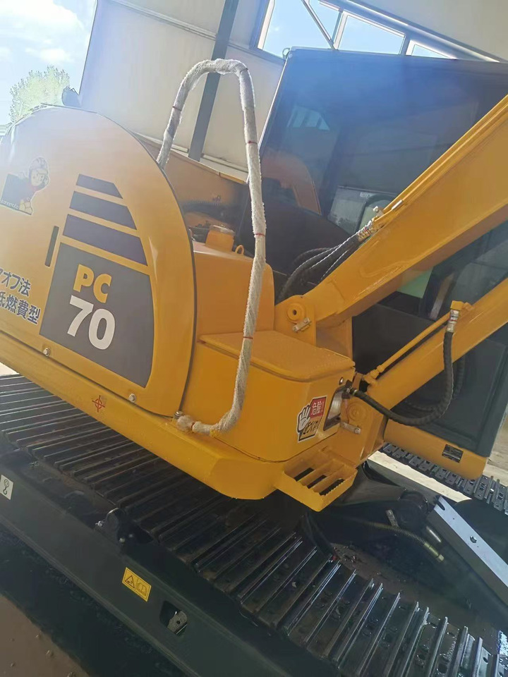 KOMATSU PC70 - Crawler excavator: picture 5 KOMATSU PC70 - Crawler excavator: picture 5